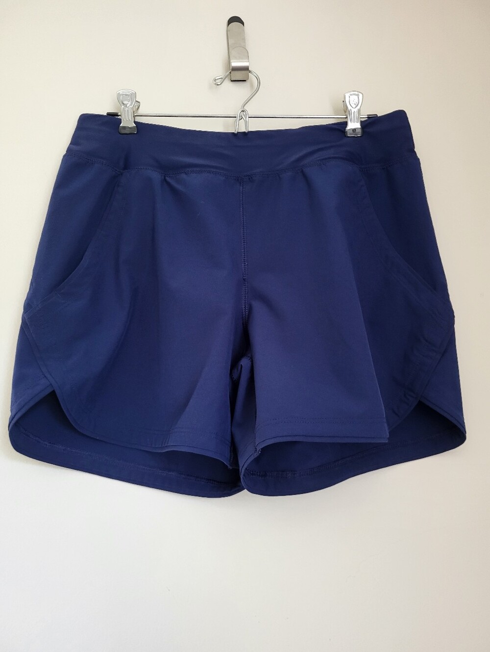 Lands' End Athletic Short, Size 8